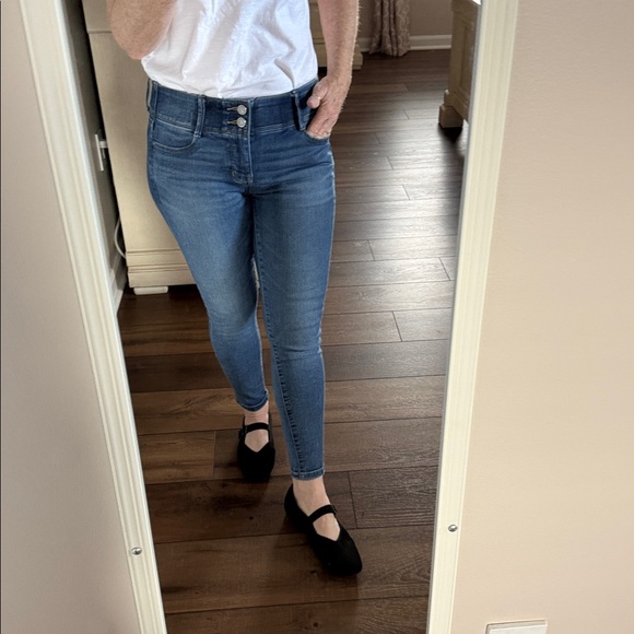 Apt 9 Women's Medium Wash Blue Skinny Jeans - Picture 7 of 12